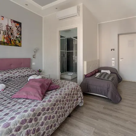 Bed & Breakfast Smart Holidays 4*