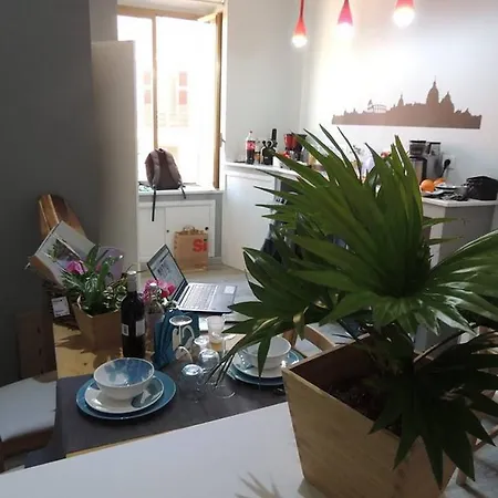 罗马斯玛特假日住宿加早餐旅馆 住宿加早餐酒店 罗马