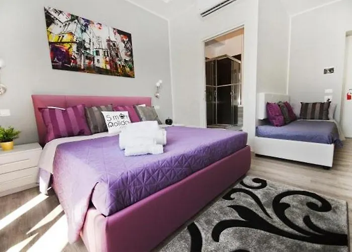 Bed & Breakfast Smart Holidays 4*